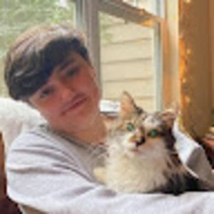 Meet your Posher, Alex